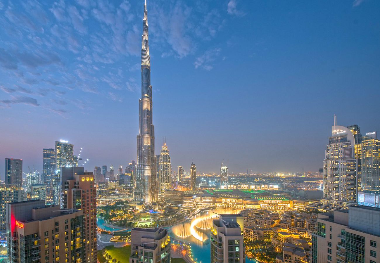 Apartment in Dubai -  Spectacular Burj Khalifa View | 2BR | 29 Boulevard