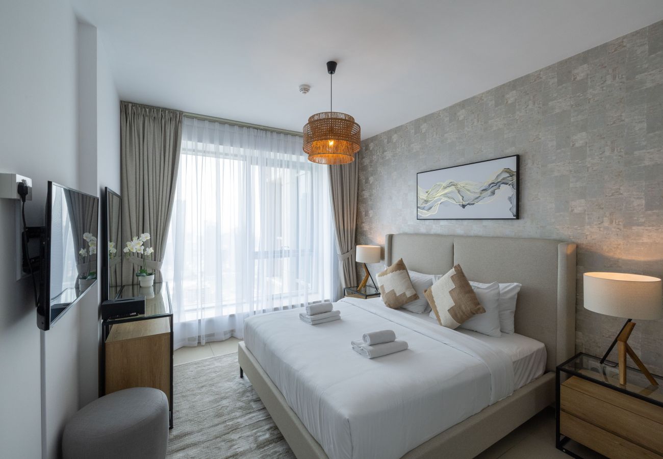 Apartment in Dubai -  Spectacular 2BR with Burj Khalifa & Fountain View