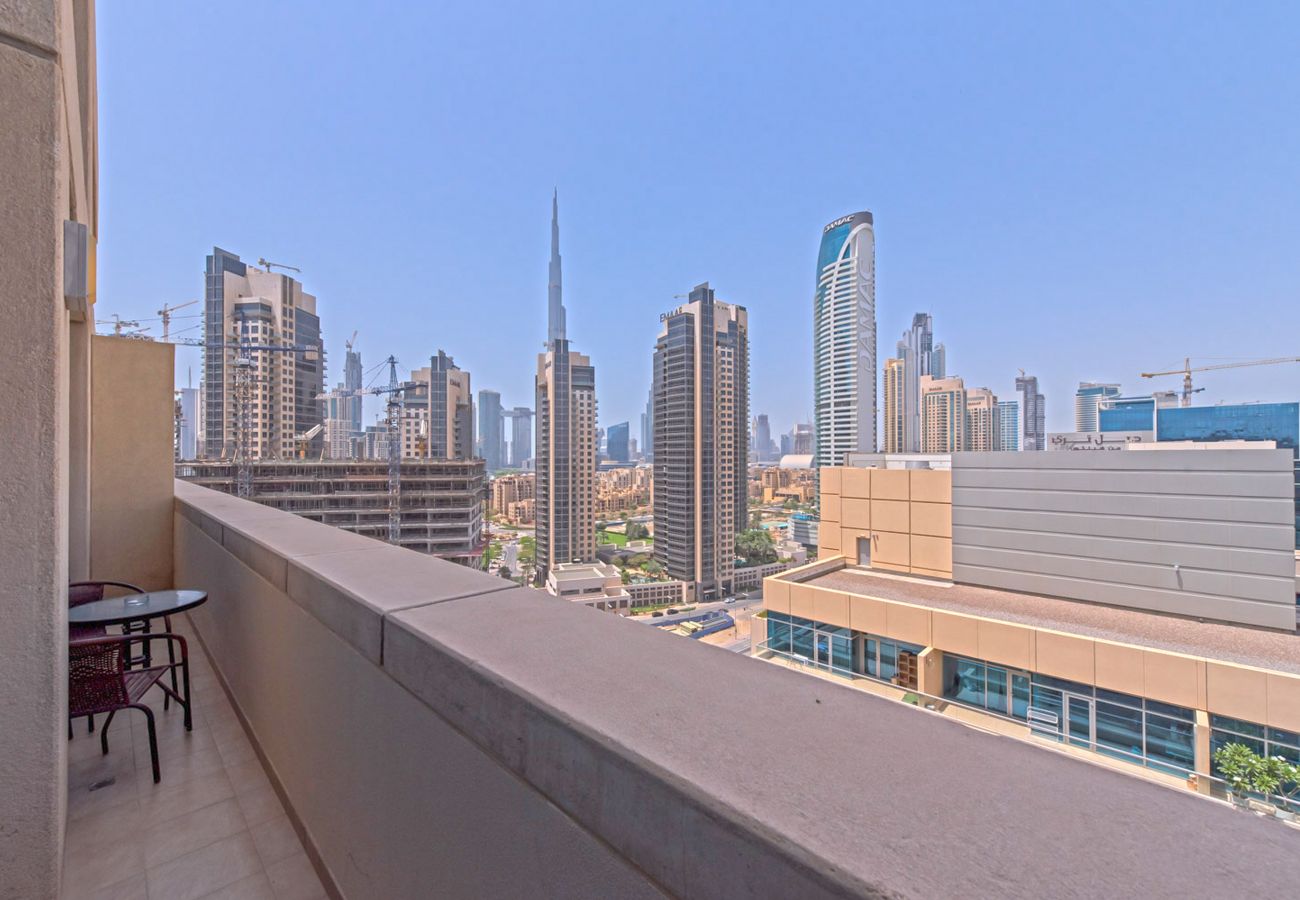 Apartment in Dubai - Modern Duplex Loft Apartment | 1 BR | Bay Square