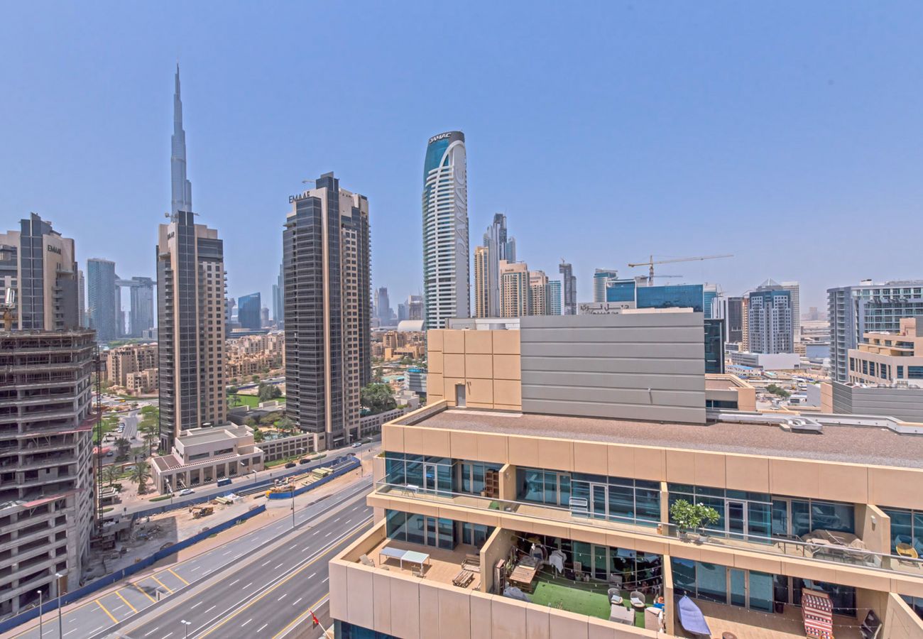 Apartment in Dubai - Modern Duplex Loft Apartment | 1 BR | Bay Square