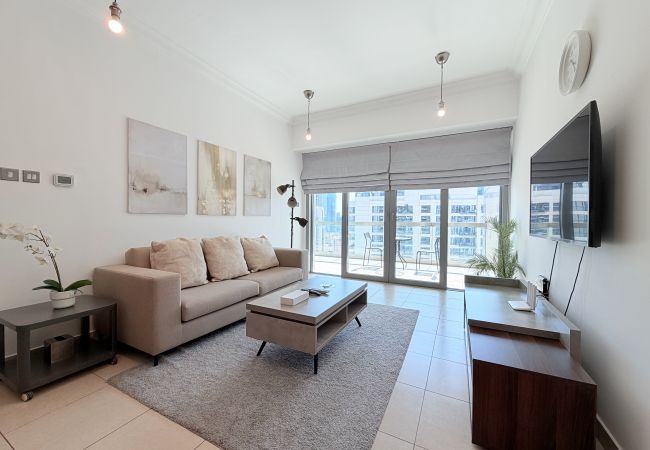 Apartment in Dubai - Lovely Apartment | Near Dubai Mall | Downtown Dubai