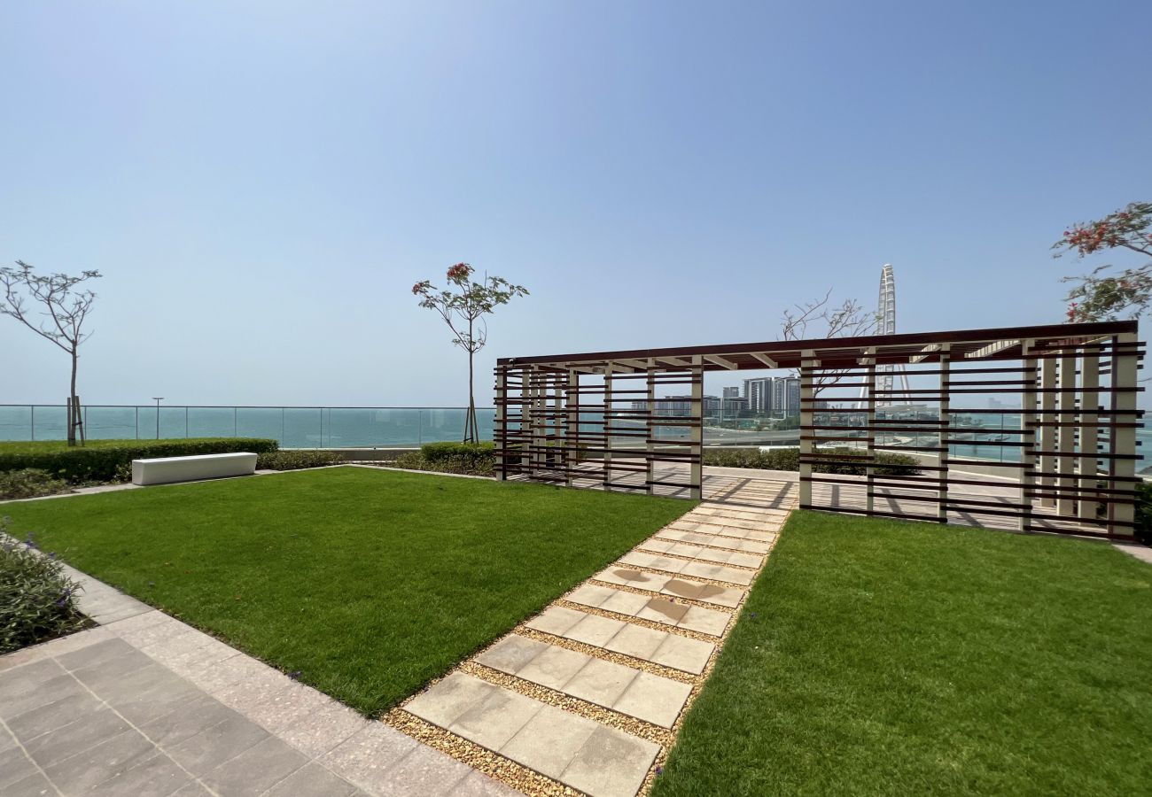 Apartment in Dubai - Live by the sea at Dubai Marina 52|42 1BR Unit