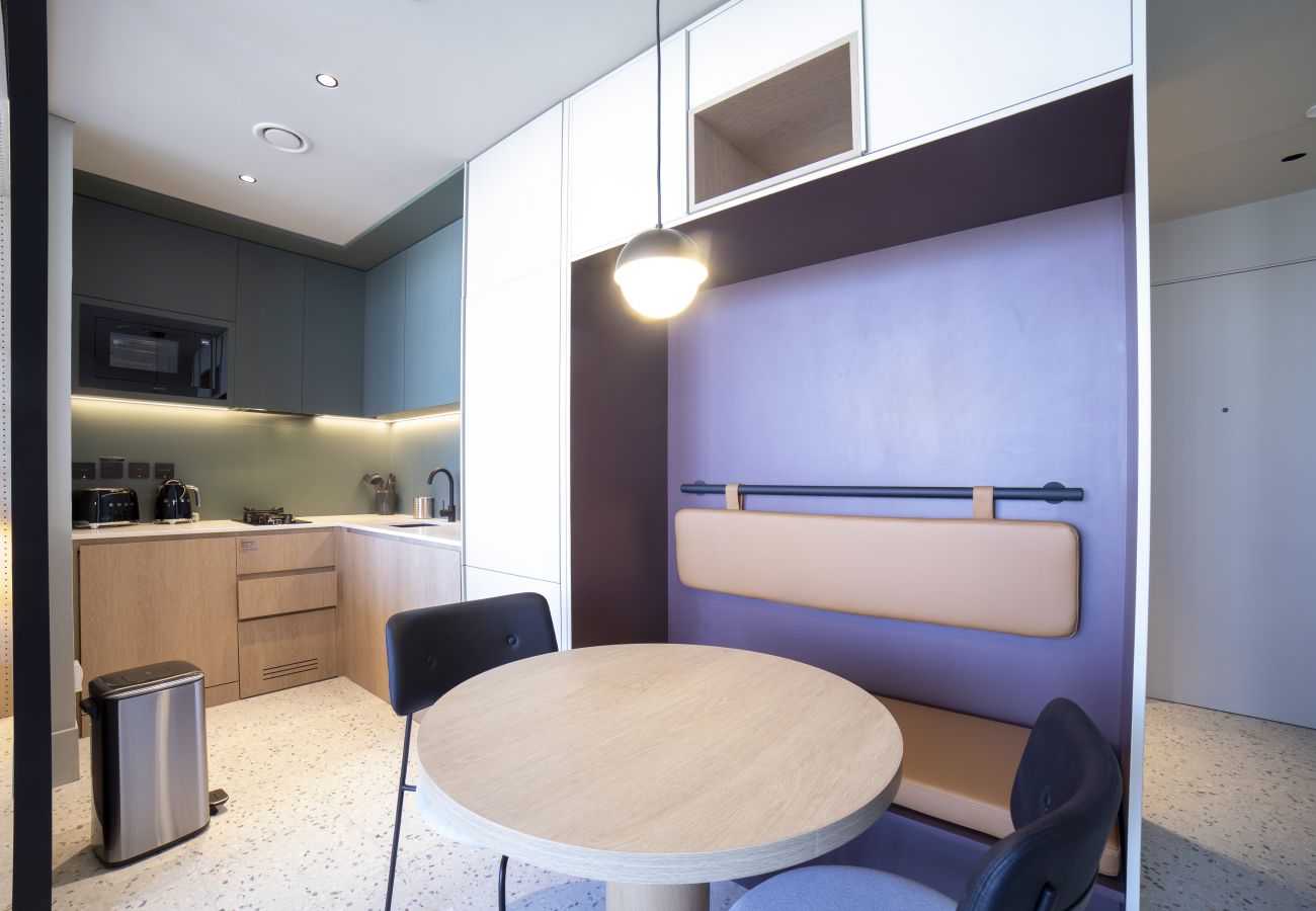 Studio in Dubai - Executive Burj view Studio at Upside Living |Business Travel Ready