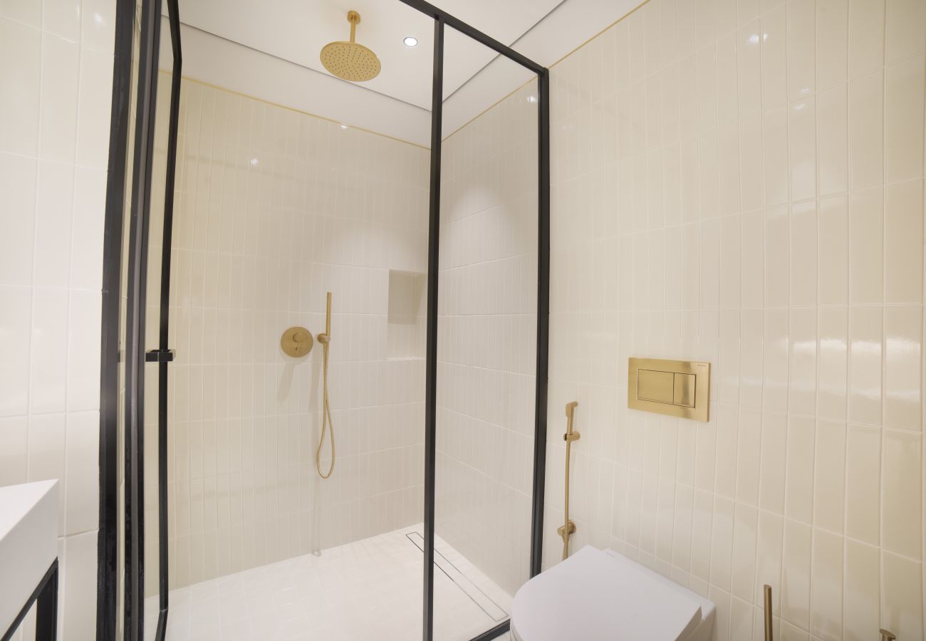 Studio in Dubai - Executive Burj view Studio at Upside Living |Business Travel Ready