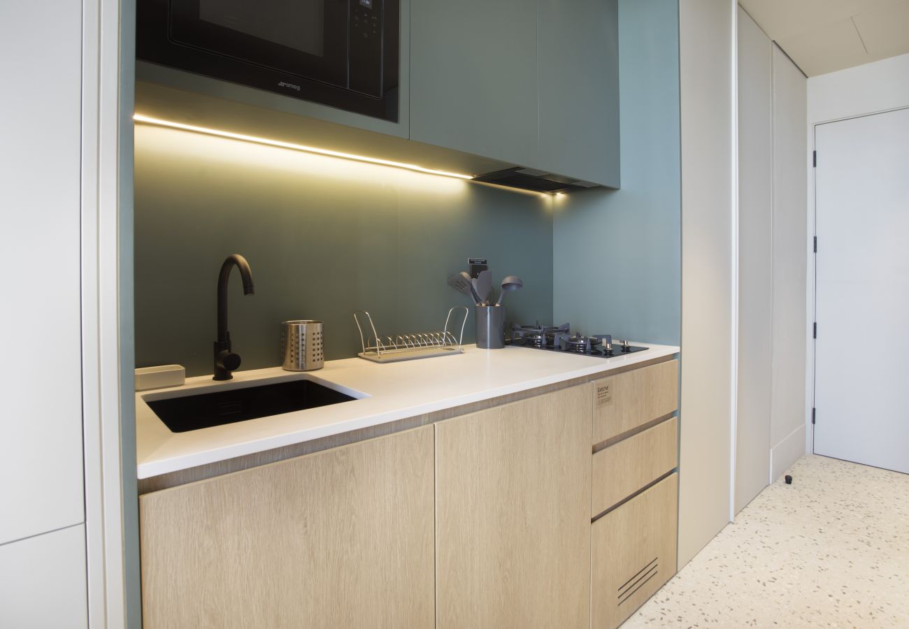 Studio in Dubai - Modern Executive Studio| Burj View |Upside Living 