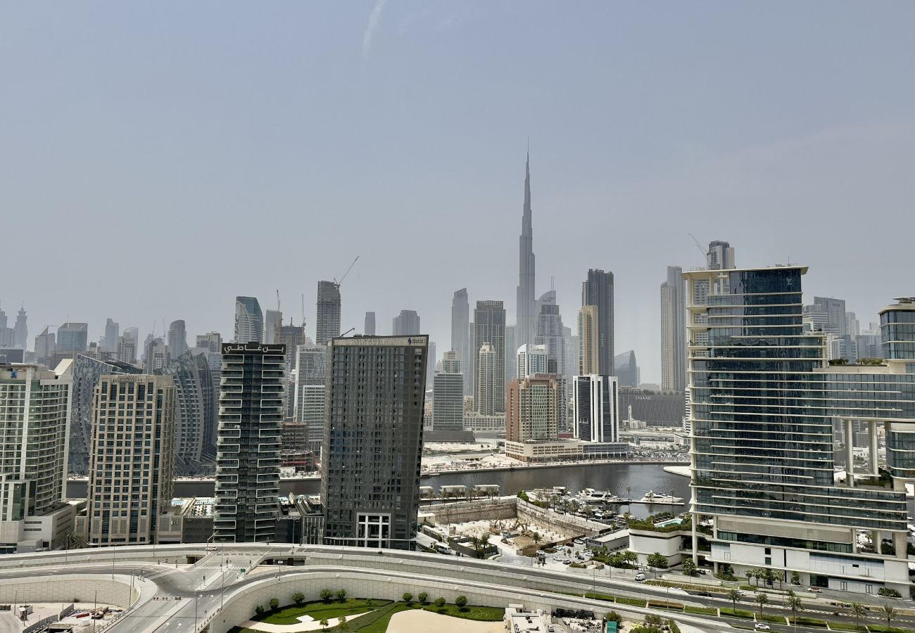 Studio in Dubai - Business Travel Ready Studio at Upside Living