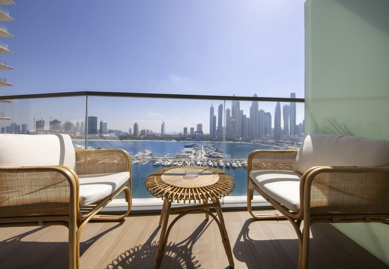 Apartment in Dubai - Luxurious 2BR| Marina Vista| EMAAR Beachfront