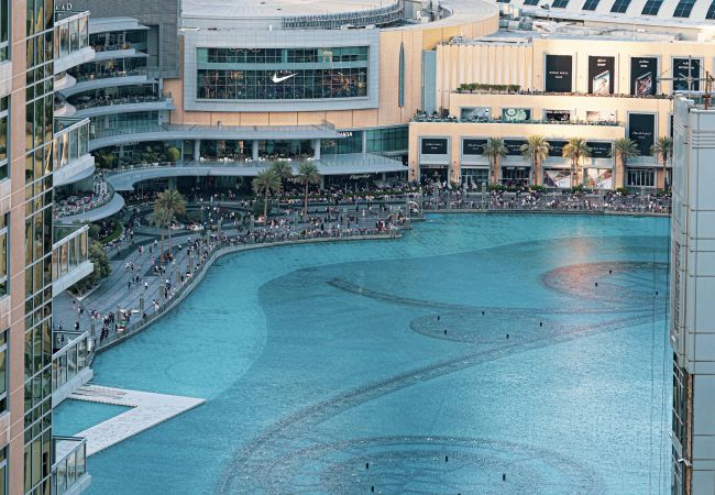 Apartment in Dubai - Fountain View Signature Residence with Terrace | 135 SQM