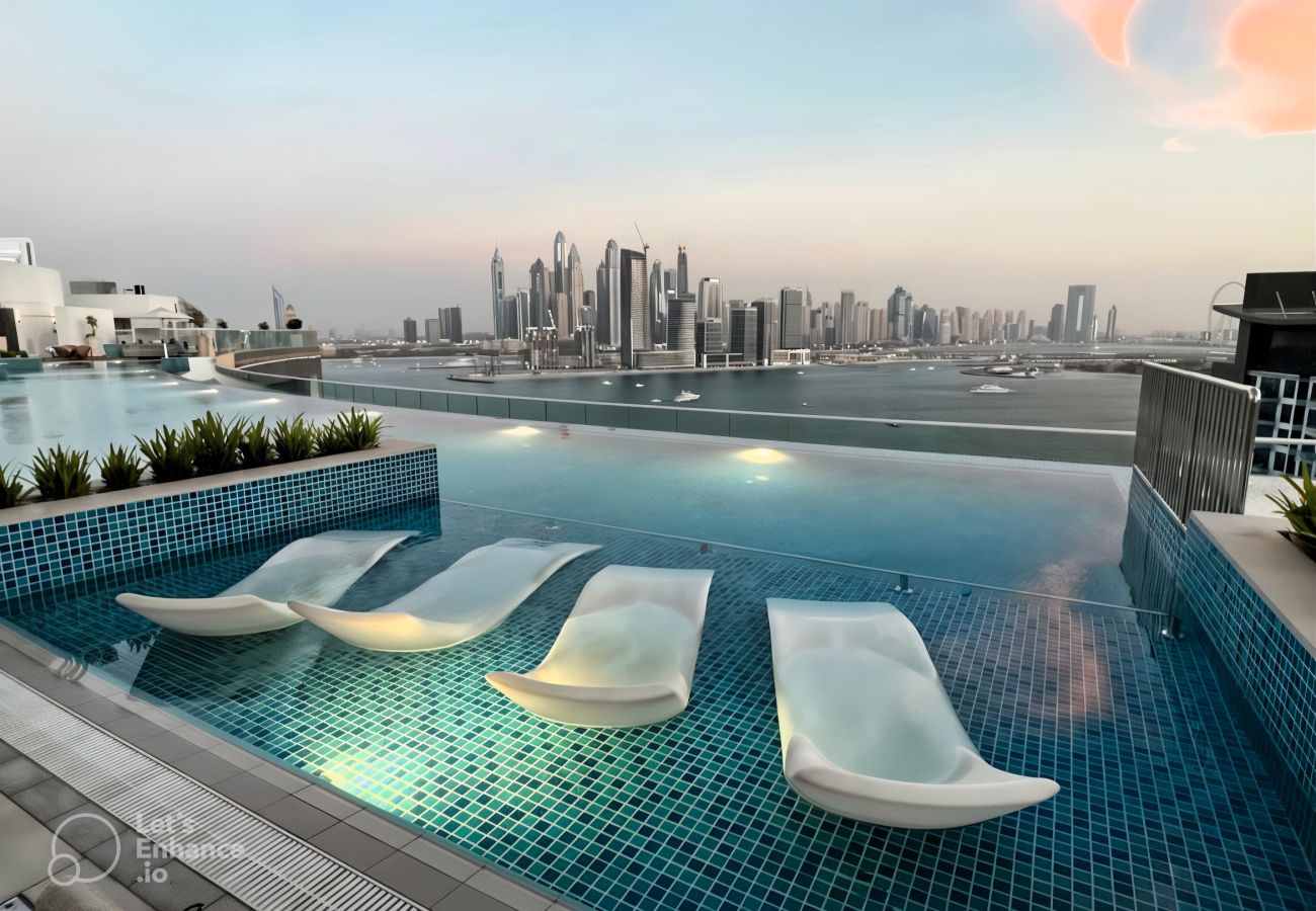 Studio in Dubai - LUXE Studio at Seven Palm with Infinity Pool