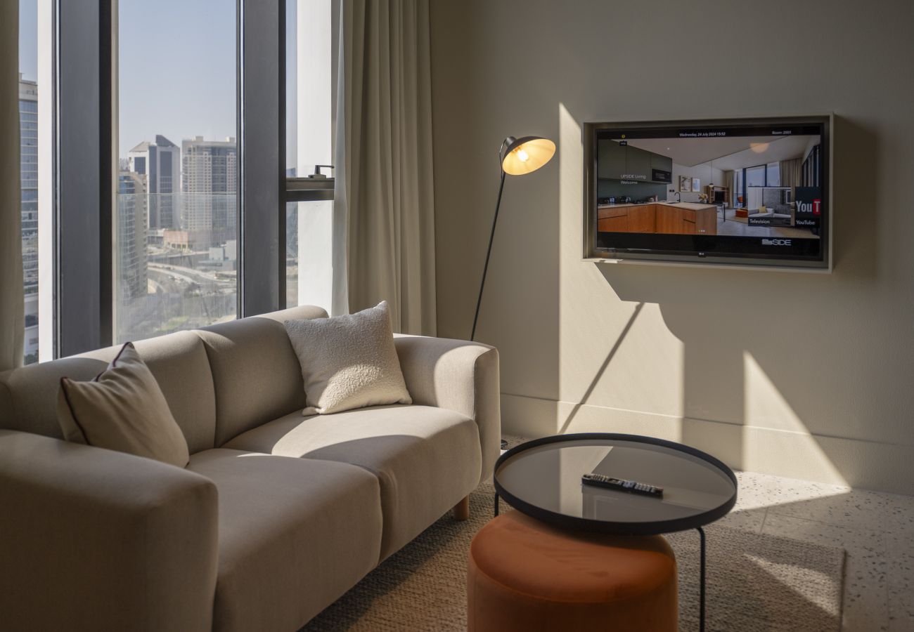 Apartment in Dubai - Upscale Studio w/ Burj View, Upside Living