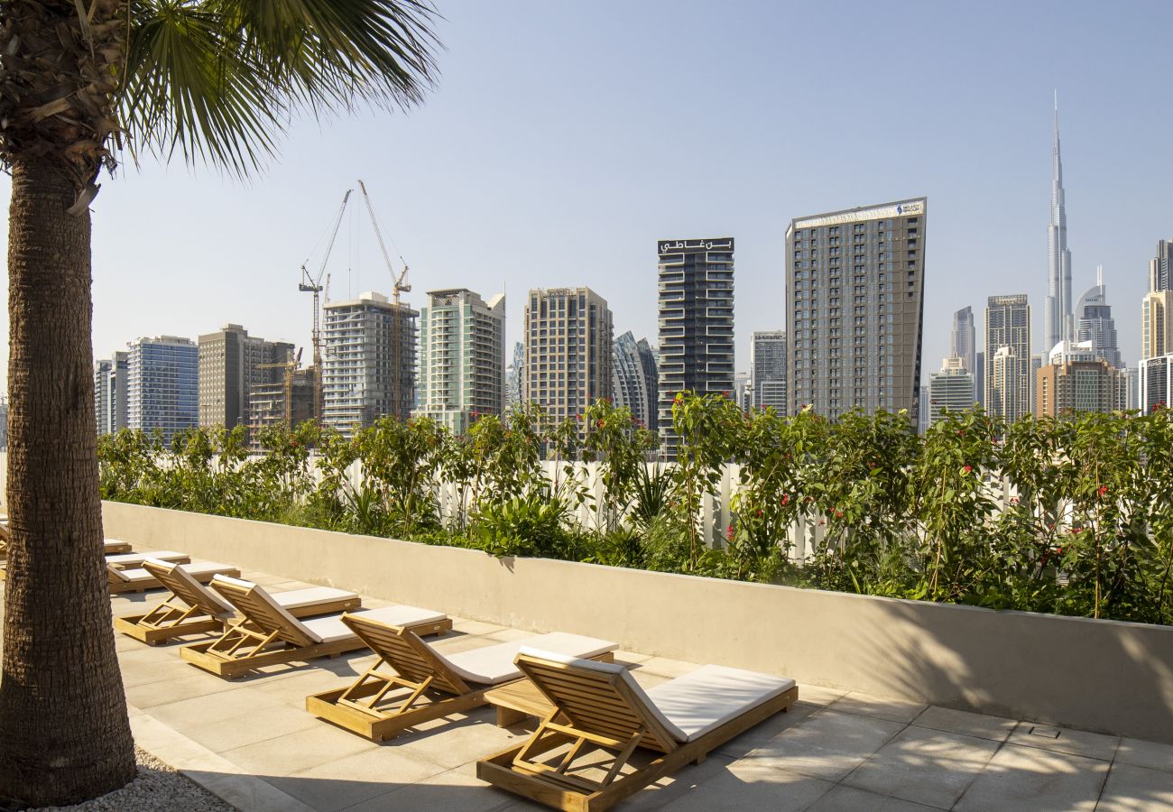 Studio in Dubai - Modern Studio at Upside Living  with Burj Views - Business Travelers