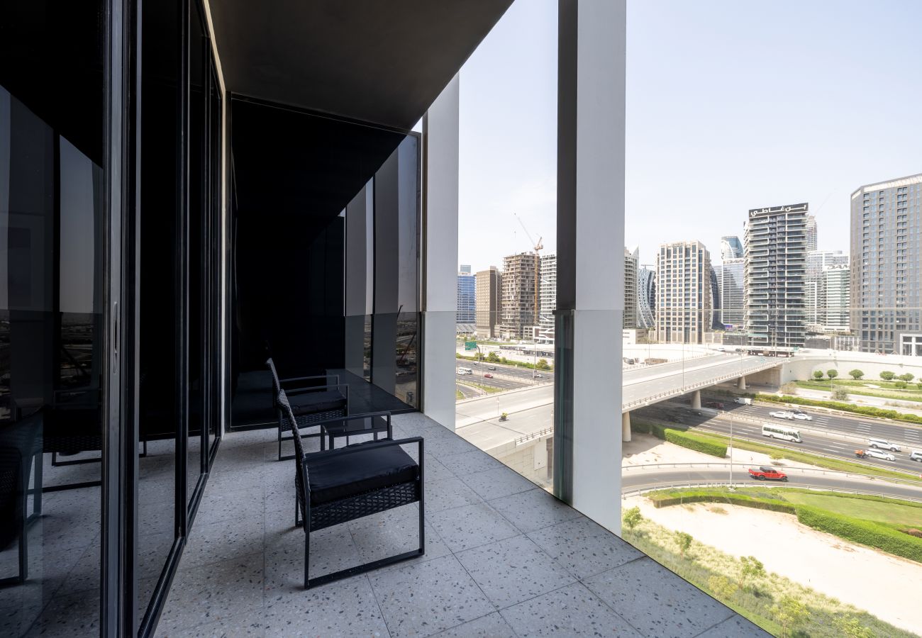 Studio in Dubai - Modern Studio | Burj Khalifa View | Upside Living
