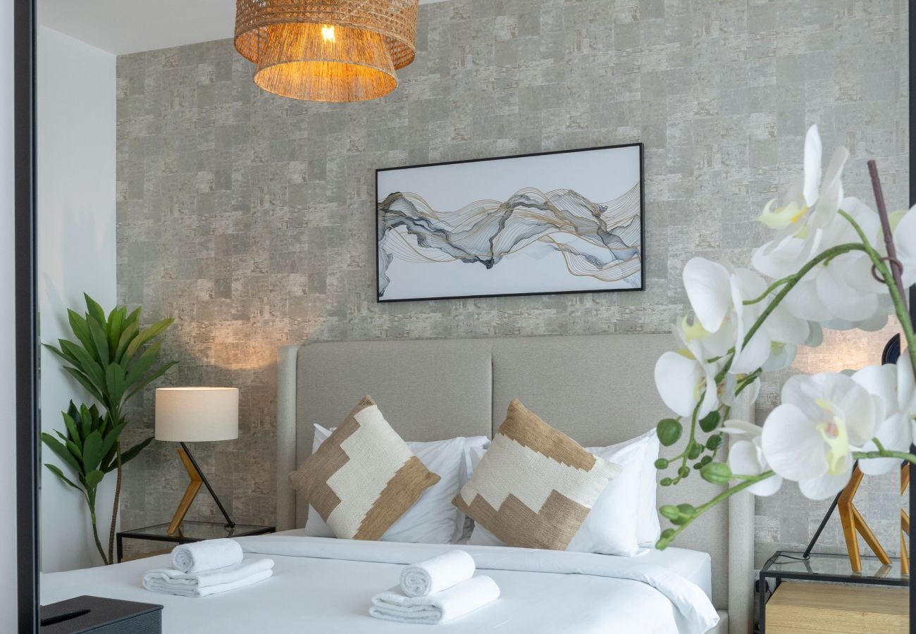 Апартаменты на Dubai -  Spectacular 2BR with Burj Khalifa & Fountain View