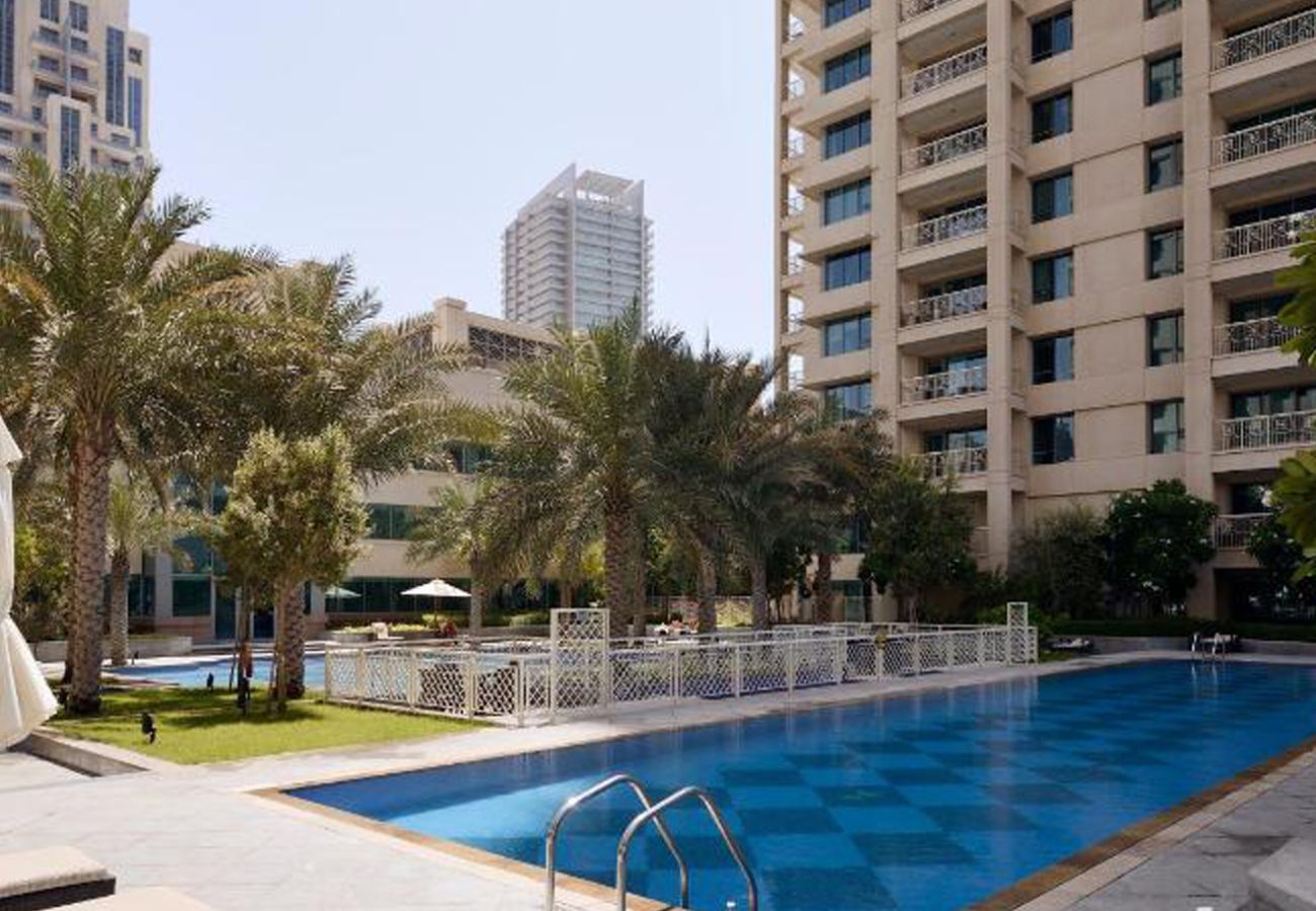 Апартаменты на Dubai - Fountain View Signature Residence with Terrace | 135 SQM