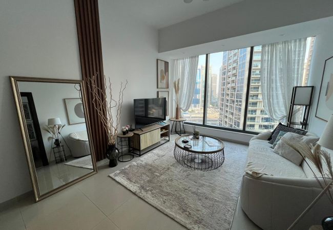Апартаменты на Dubai - Chic & Comfy 1BR in Dubai Marina