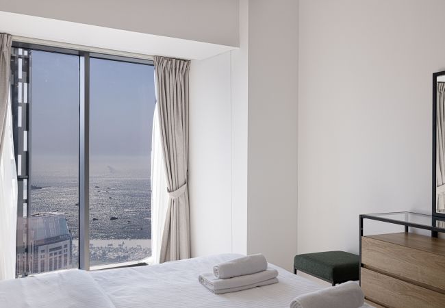 Апартаменты на Dubai - Stunning 1-Bed in the Iconic Cayan Tower