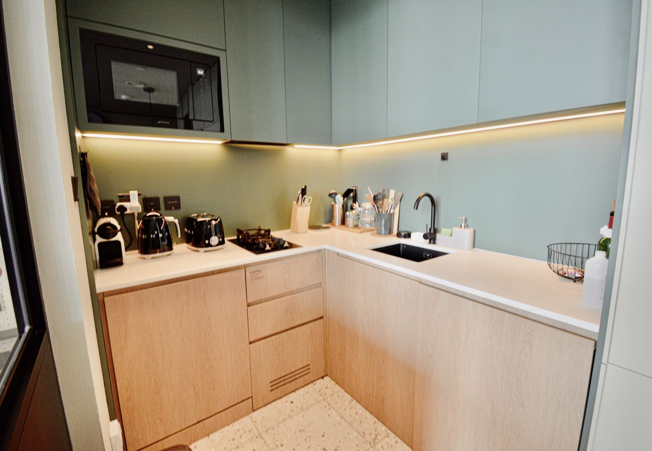 Квартира-студия на Dubai - Burj View Studio at Upside Living - Business Travel Ready