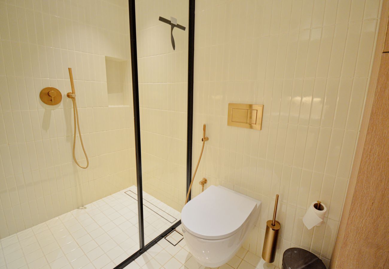 Квартира-студия на Dubai - Burj View Studio at Upside Living - Business Travel Ready